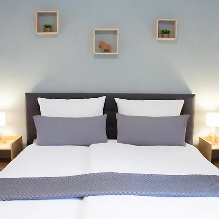 Nova Blume I Phantasialand I Cologne I Bonn Апартаменты Брюль