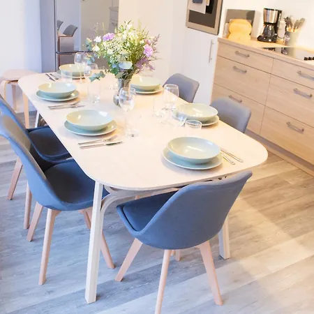 Nova Blume I Phantasialand I Cologne I Bonn Apartment